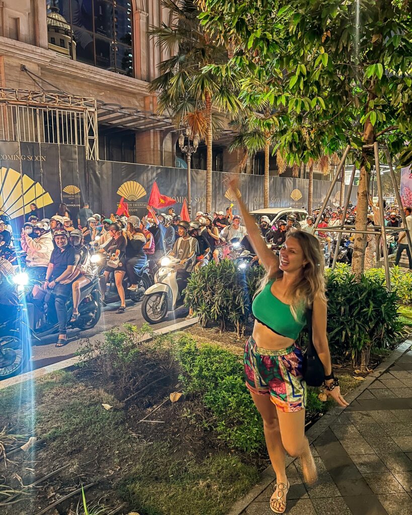 ulice Sajogonu pełne skuterów