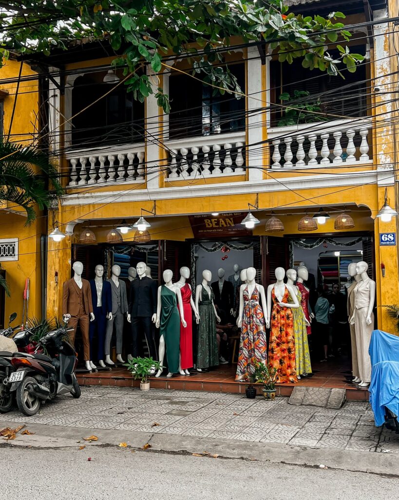 Hoi Ań witryna krawcowej